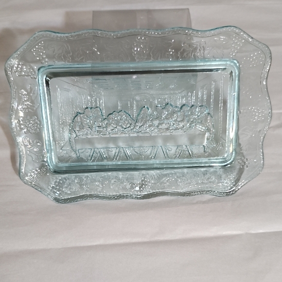 Vintage Light Blue/Green Glass Bread Plates - Picture 4 of 10